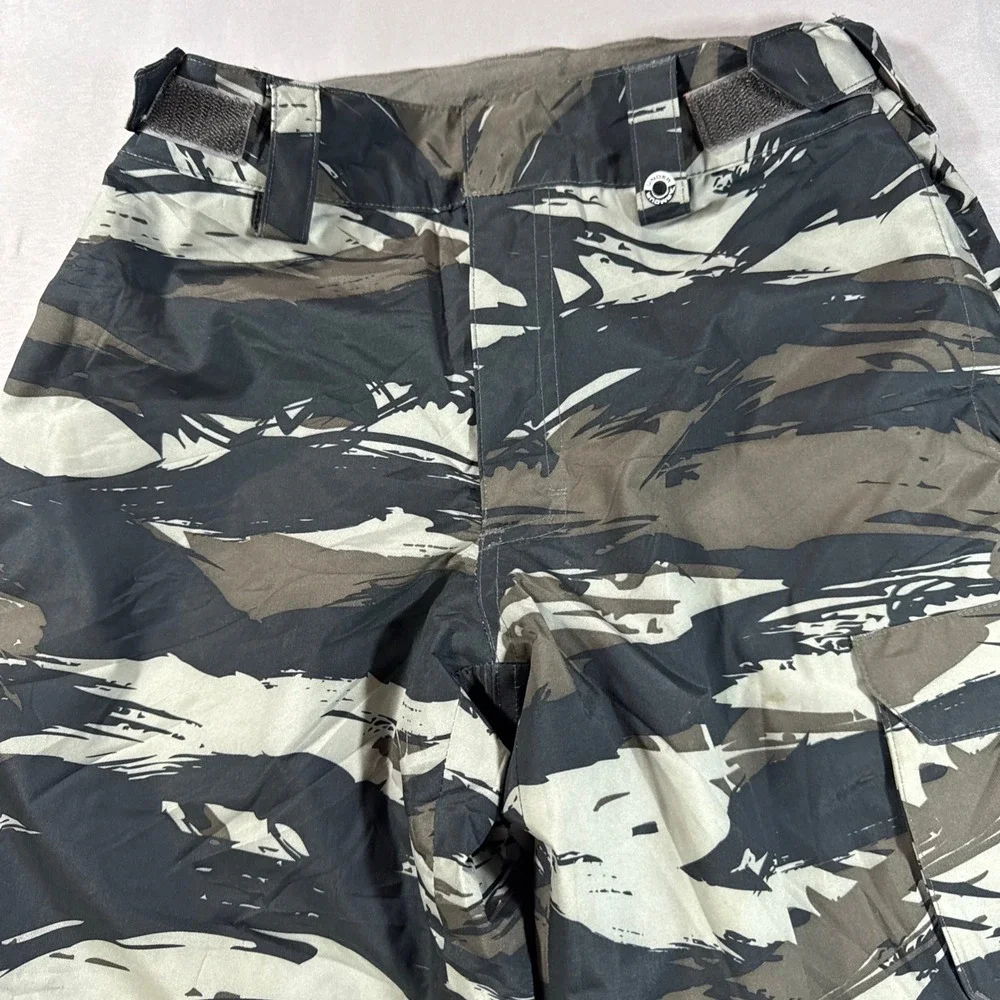 Under Armour Kids ColdGear Infrared Camo Snow Pants Youth Medium Primaloft Grey